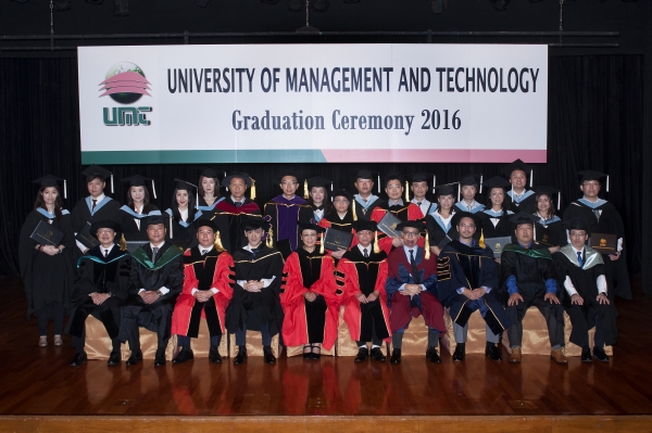 UMT 2016 Master stu grad. photo